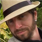 Native English tutor with 12+ years experience in the animal industry in the capacity of ecologist and therapist. Two years experience teaching general public, work colleagues and degree level students on natural sciences and therapeutic modalities.